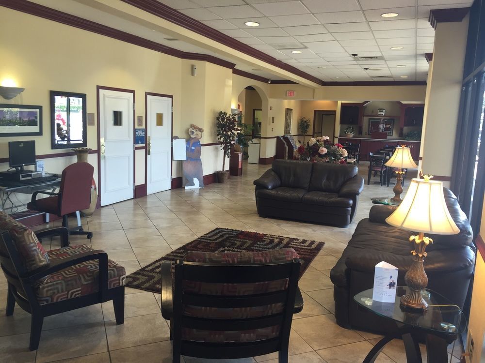 Days Inn & Suites By Wyndham Orlando Airport Екстер'єр фото